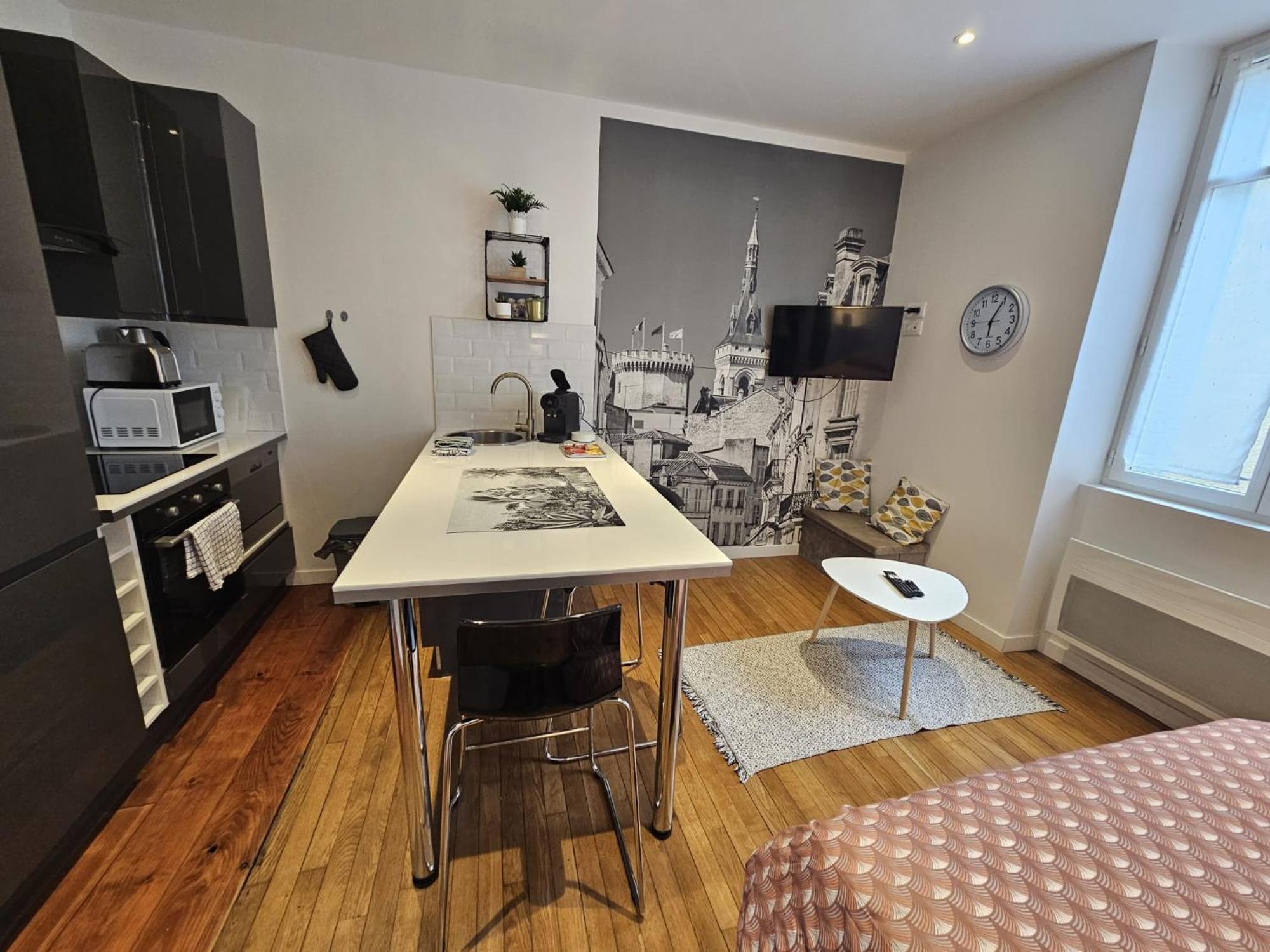 Le Pastel - Grand Studio Renove Angulema Exterior foto